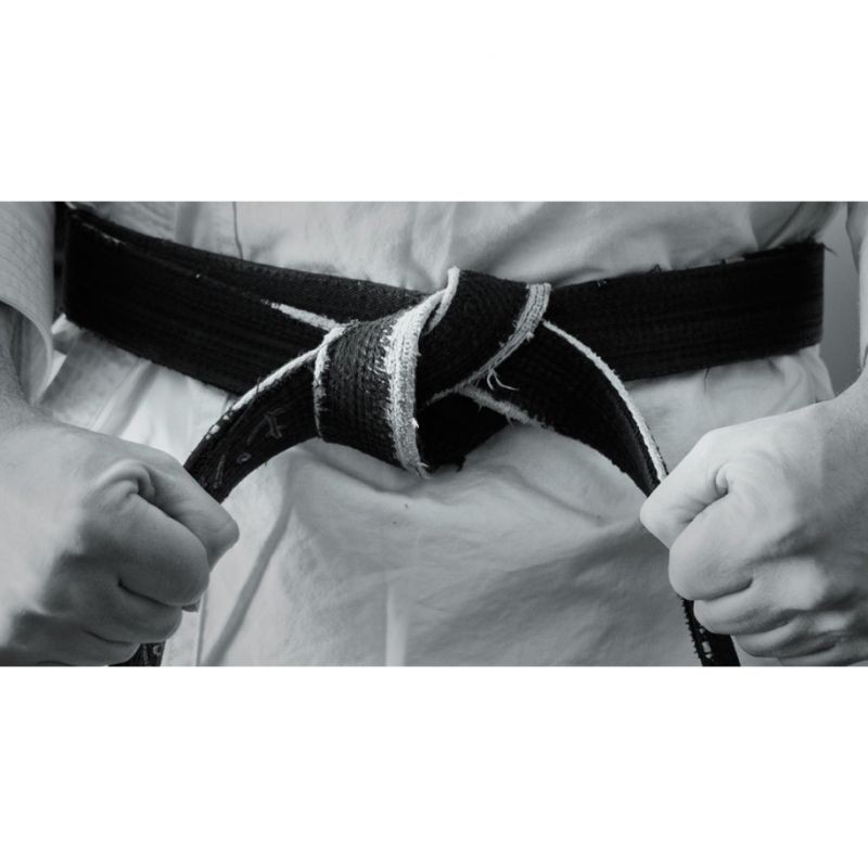 Чёрный пояс для карате Arawaza Black Belts DELUXE